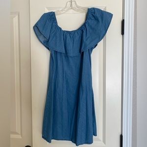 American Rag Sz M chambray denim off shoulder dress